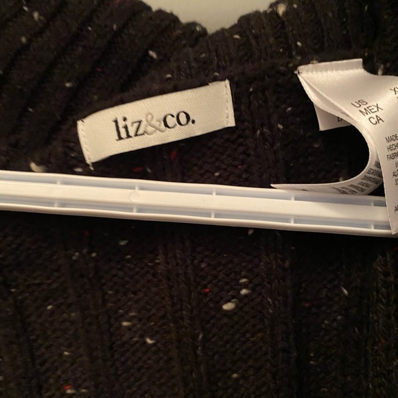 Long confetti print sleeveless sweater with belt. - Picture 2 of 3